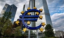 Euro Bölgesinde sanayi üretimi geriledi