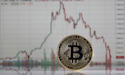 Bitcoin 60 bin doları zorlarken short pozisyonlar patladı! Gözler Fed'de