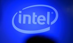 Intel hisselerinde tarihi çöküş: Bir günde yüzde 26 değer kaybetti